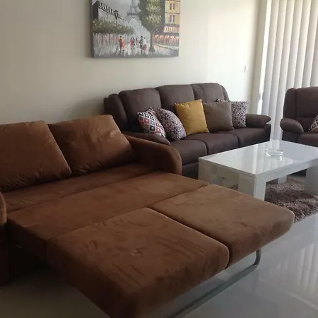 New 2 Bedroom Apt 3 Mins To Seafront, Free Wifi Apartment *