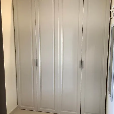 New 2 Bedroom Apt 3 Mins To Seafront, Free Wifi Marsaskala
